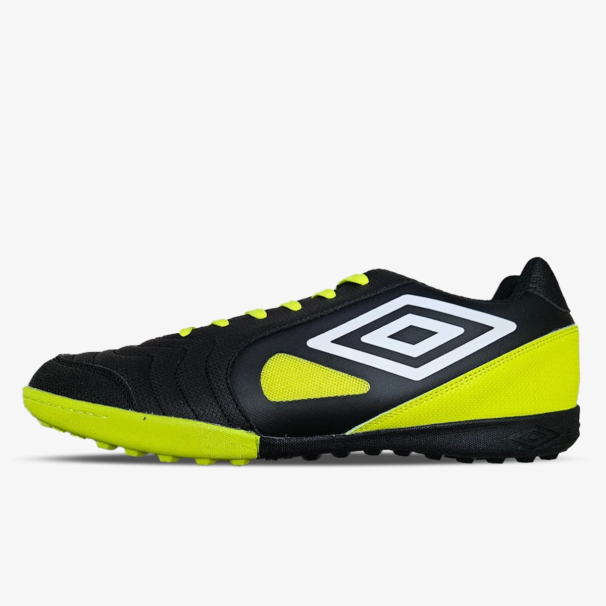 Atlete futbolli per meshkuj